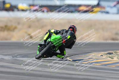 media/Oct-19-2024-CVMA (Sat) [[7df39c5a0d]]/Race 4-Formula Middleweight/